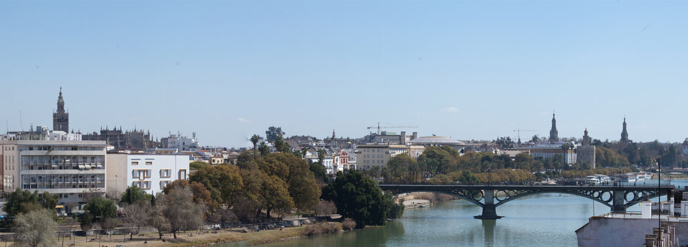 Panoramic view of Seville made from the north of Triana